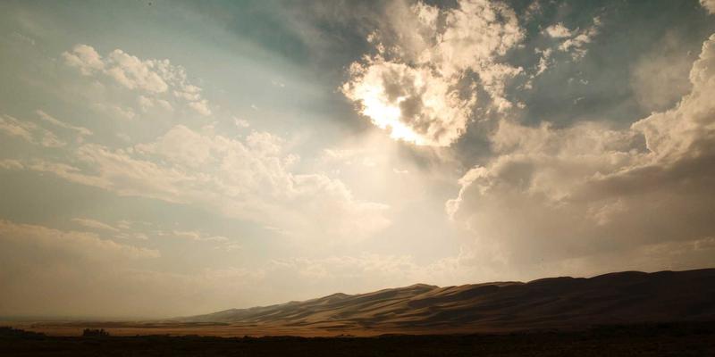 第五频道与明星动态：当视频内容引爆娱乐资讯的“后真相”漩涡